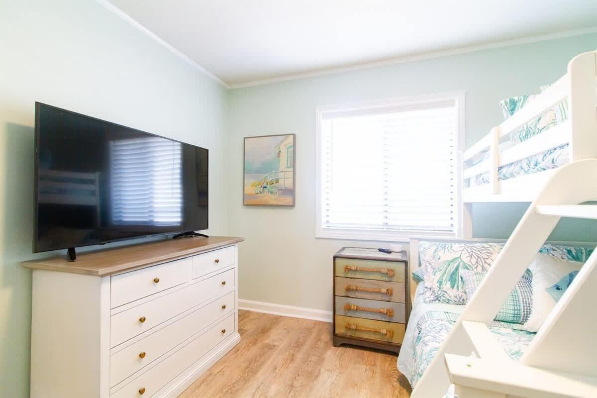 Beach Harbour 16 @ The Carolina Beach Boardwalk - Full Remodel! Exterior foto