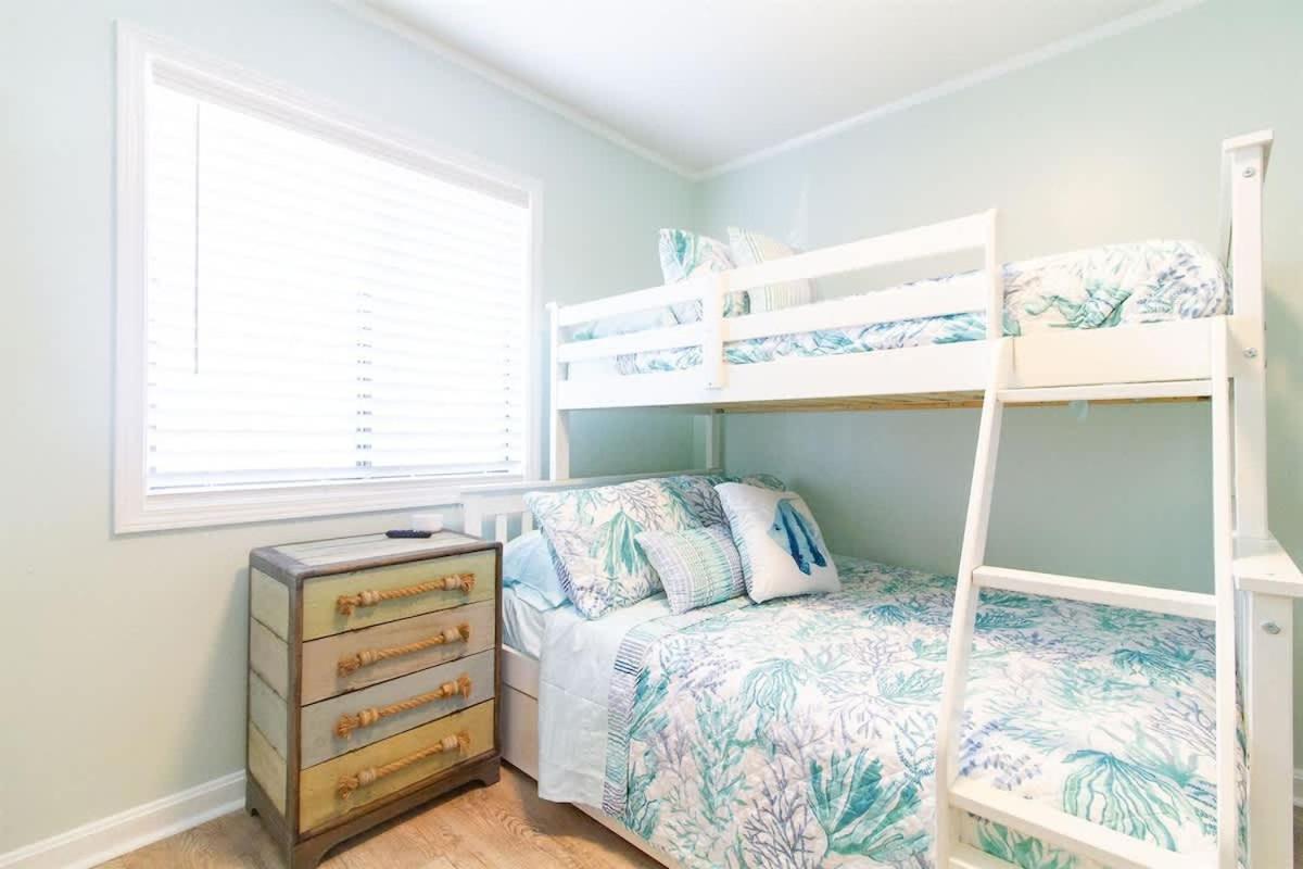 Beach Harbour 16 @ The Carolina Beach Boardwalk - Full Remodel! Exterior foto